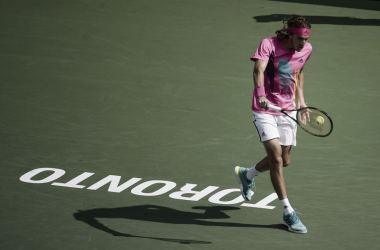 Tsitsipas admite decepção, mas se mostra satisfeito após semana mágica em Toronto