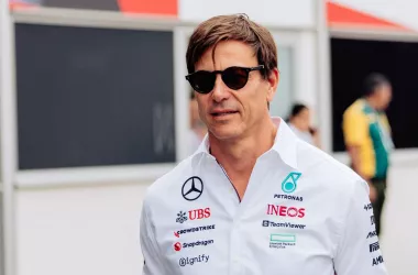 Toto Wolff le cierra las puertas a Red Bull