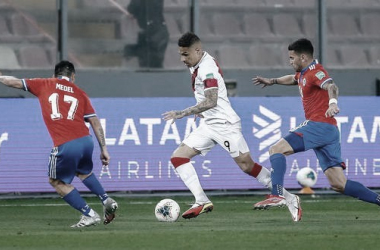 Perú se impone ante
Chile 2-0 