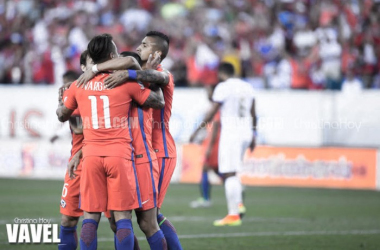 Copa America Centenario: Chile advances past Panama behind Vargas and Sanchez doubles