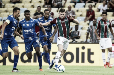 Na luta direta contra a degola, Cruzeiro encara Fluminense no Mineirão