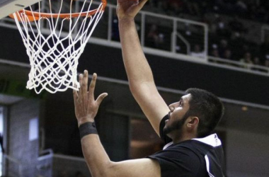 Sacramento Kings Sign Sim Bhullar