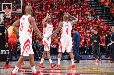 NBA Playoffs - Houston torna Houston, Utah travolta in gara-3