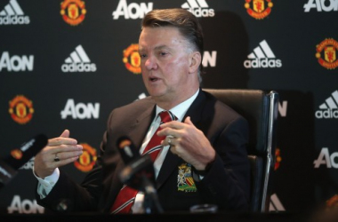 Van Gaal: &quot;Soy la persona adecuada para dirigir el Manchester&quot;