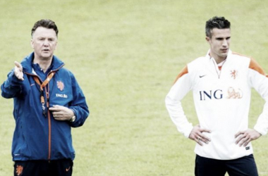 Cruyff y Van Persie valoran la victoria de su selección frente a España