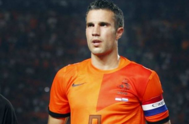 Van Persie llegará al Mundial a pesar de la lesión