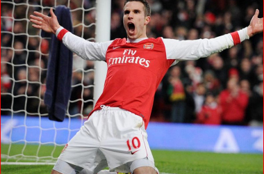 Ofensiva final por Robin Van Persie