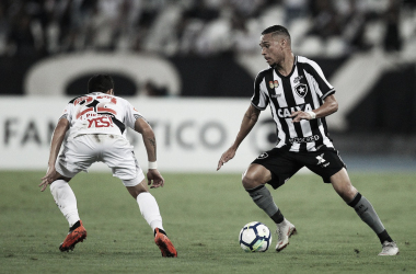 Na última partida da rodada, Botafogo e Vasco empatam em clássico carioca