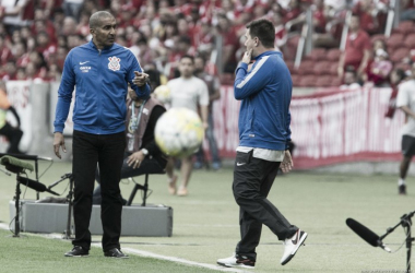 Cristóvão Borges lamenta derrota corinthiana para Atlético-PR: "Jogo foi muito equilibrado"