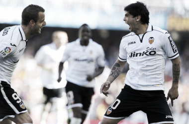 El Valencia aprovecha las oportunidades ante un pobre Osasuna