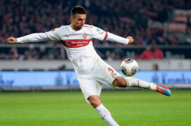 Vedad Ibišević extends stay at Stuttgart