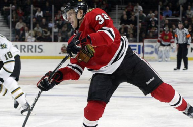 Kris Versteeg vuelve a los Chicago Blackhawks