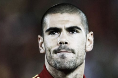 Victor Valdes to join Manchester United