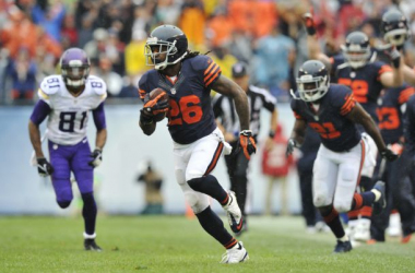 Chicago Bears Start Off 2015 Preseason Against Miami Dolphins