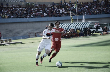 Movimentado do início ao fim, clássico entre Vila Nova e Atlético-GO termina sem gols