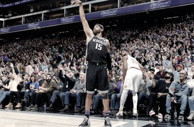 Vince Carter firma con Atlanta Hawks