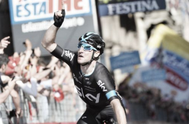 Giro d'Italia: Viviani takes Stage 2 sprint