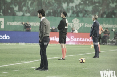 Tercer tiempo: Víctor Sánchez gana la batalla a Quique Setién