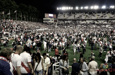 La Liga denuncia la invasión de campo tras certificar el ascenso