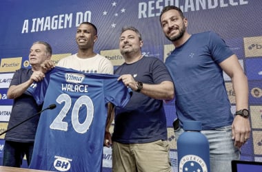 Walace é apresentado pelo Cruzeiro na Toca da Raposa II