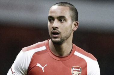 Walcott: &quot;Me gusta jugar de extremo&quot;