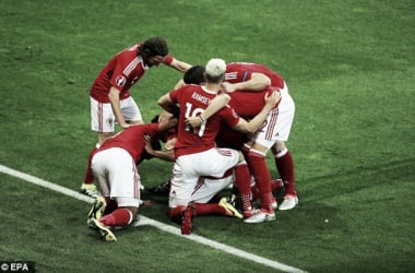 Russia 0-3 Wales: Welsh fly into the last 16 as group winners after convincing win