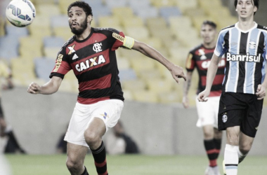Ex-Flamengo, Wallace releva admiração pelo Grêmio: "É um namoro antigo"