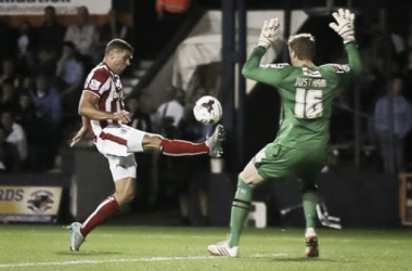 Los penaltis dan el pase al Stoke City a tercera ronda de Capital One Cup
