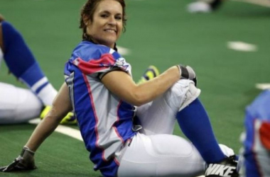 Jen Welter Joins Cardinals Staff And Becomes First Female Coach In NFL History