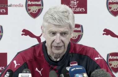 Wenger: &quot;El Leicester ha tenido resultados consistentes y el resto de la categoría, altos y bajos&quot;