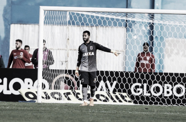 Thiago Rodrigues desabafa e critica futebol apresentado pelo Paraná: &quot;Tem que entrar ligado&quot;