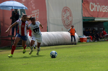 Chivas Femenil salva el empate ante Pumas, en Verde Valle