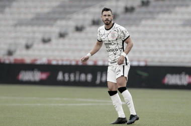 Desempenho de Giuliano faz Corinthians evoluir na temporada; confira números