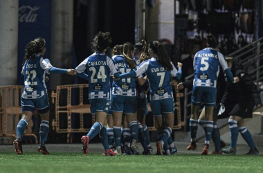 Celebración del primer gol de Ainhoa Marín | Dépor ABANCA