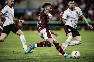 No primeiro jogo das quartas, Athletico-PR segura empate com Flamengo no Maracanã