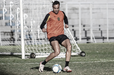 Recém-chegado ao Amazonas, Diogo Silva projeta duelo contra o Flamengo na Copa do Brasil