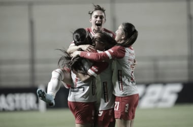 Independiente Santa Fe suma tres puntos y es líder del Grupo C