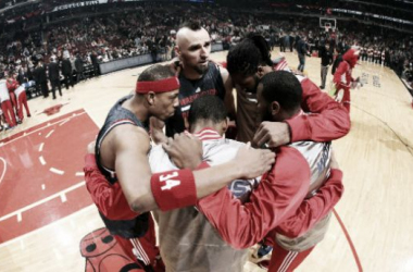 Paul Pierce y John Wall lideran a los Wizards en el asalto al United Center