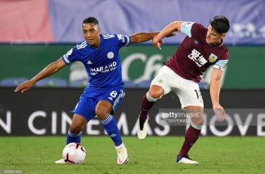 Leicester City's Youri Tielemans and Burnley's Ashley Westwood battle for possession | Photo: Getty / Peter Powell