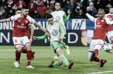 Mainz 05 e Wolfsburg empatam e seguem em disputa aberta contra rebaixamento na Bundesliga