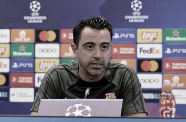 Xavi lamenta empate do Barcelona após abrir vantagem contra Napoli