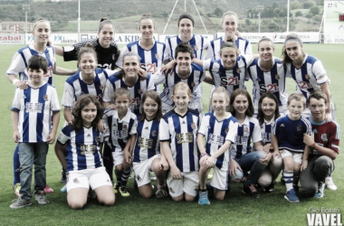 Foto con el equipo femenino