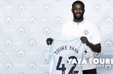 Yaya Touré renueva contrato con el City por un año más