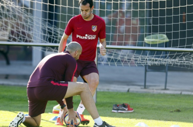 Godín y Tiago entran en la convocatoria ante el Valencia