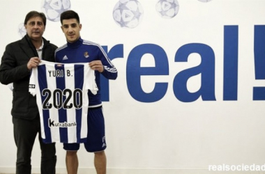 La Real ata a Yuri hasta 2020