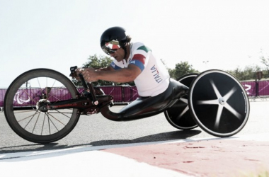 Alex Zanardi non smette di stupire, è ancora oro nell&#039;handbike