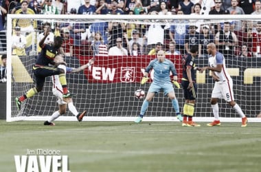 Copa America Centenario: Cristian Zapata, James Rodriguez score in comfortable 2-0 victory for visitors