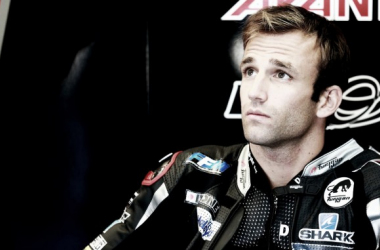 Johann Zarco eleva a Francia a lo más alto