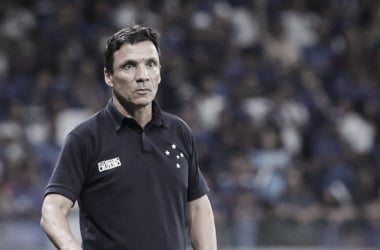 Zé Ricardo exalta empenho do Cruzeiro em vitória contra o Bahia: "Parabenizar o grupo e celebrar"