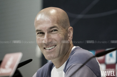 Zidane: "No vamos a arriesgar con Benzema"